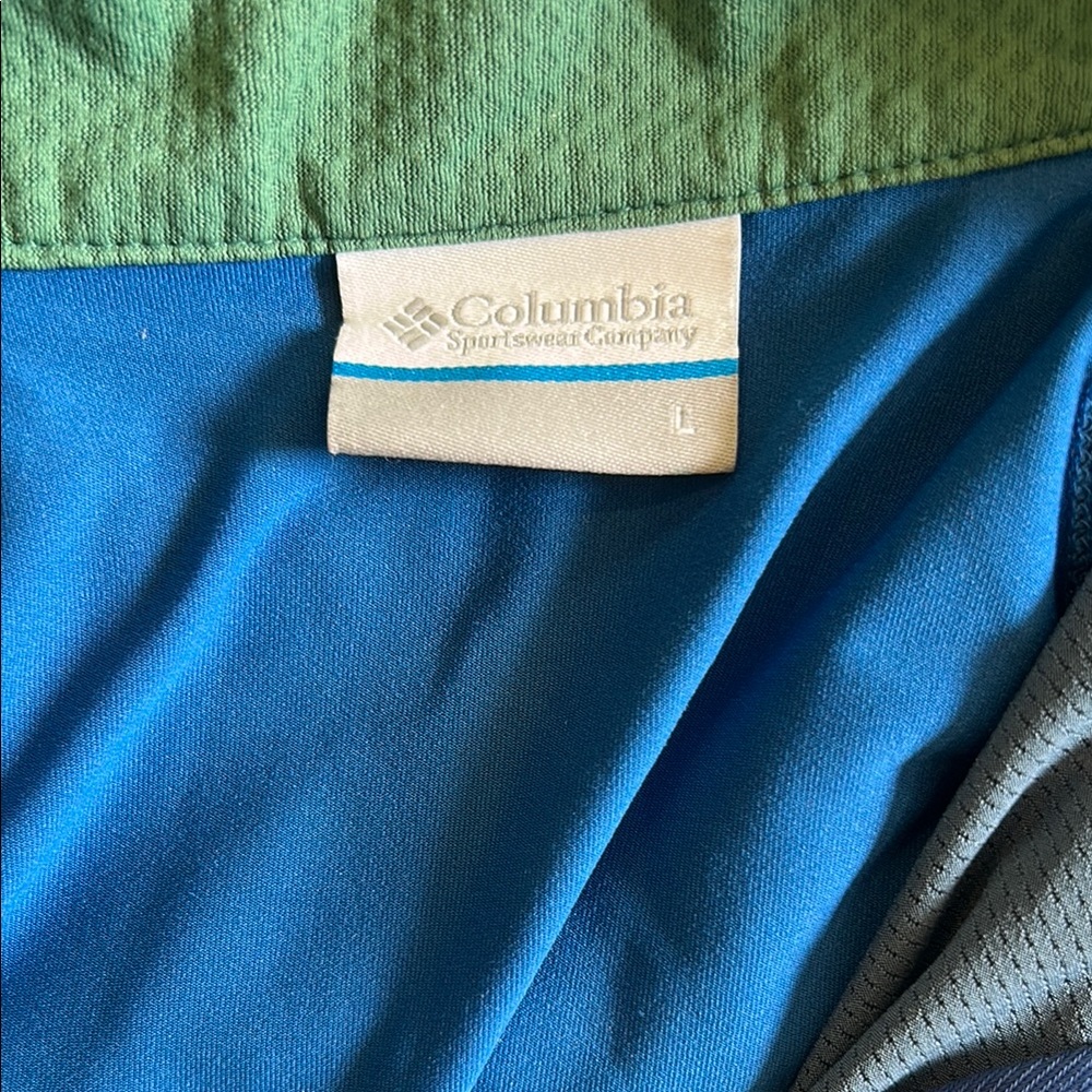 Columbia Blue and Green athletic shirt - Picture 2 of 5